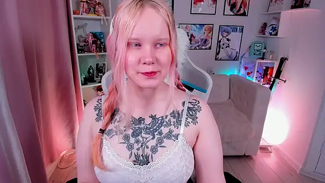 AnnieVibe online show from 04-09-26, 05:40