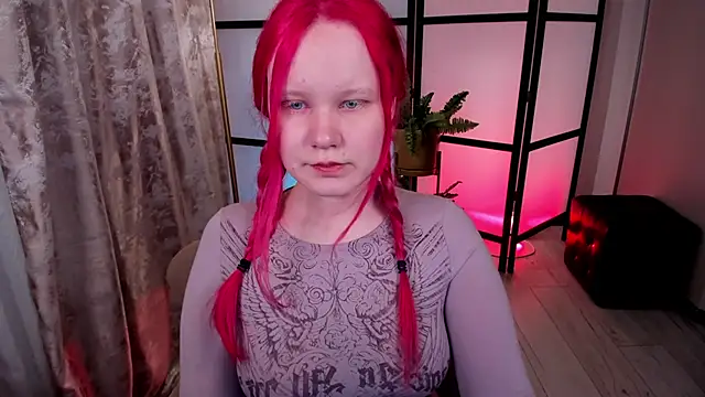 Snapshot of AnnieVibe chatting on 05-05-26, 05:32 AnnieVibe online show from 05-05-26, 05:32