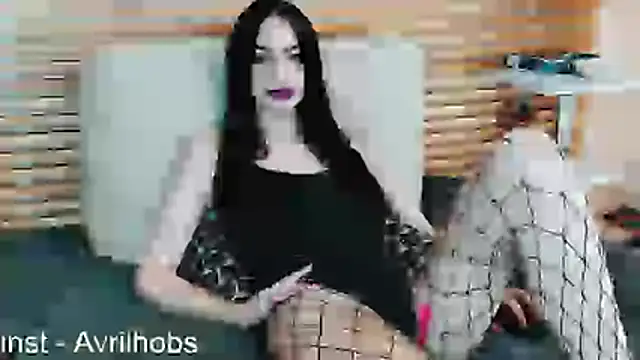 AvrilHobbs online show from 06-02-26, 03:14