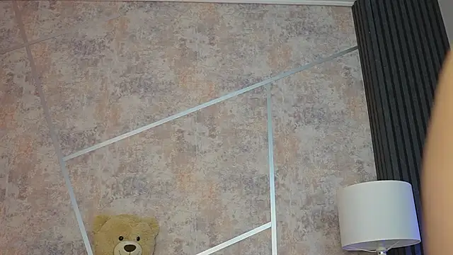 KimmBlaze online show from 03-25-26, 05:13