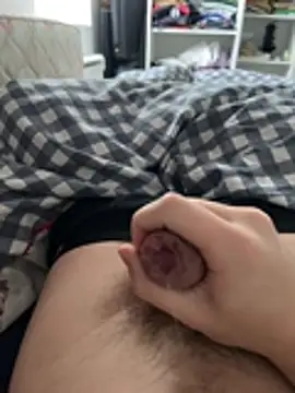 Snapshot of Enzo_2763 chatting on 02-08-26, 10:40 Enzo 2763 online show from 02-08-26, 10:40