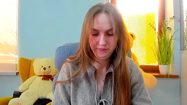 Snapshot of Nessi-Morris chatting on 02-20-26, 08:27 Nessi-Morris online show from 02-20-26, 08:27