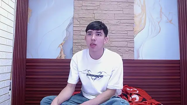 Snapshot of massimoferrera303av chatting on 02-23-26, 01:58 massimoferrera303av online show from 02-23-26, 01:58