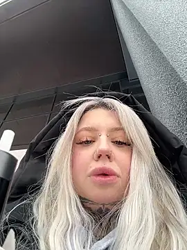 Snapshot of Chiibi chatting on 02-16-26, 09:49 Chiibi online show from 02-16-26, 09:49