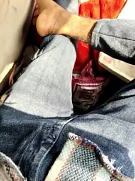 Snapshot of akku6147 chatting on 02-05-26, 07:46 akku6147 online show from 02-05-26, 07:46