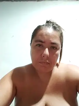 Snapshot of hot_girl_full chatting on 02-05-26, 02:16 hot girl full online show from 02-05-26, 02:16