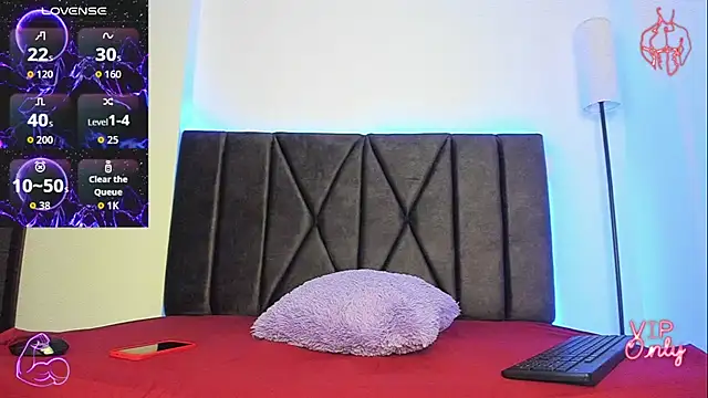 Snapshot of StellayDrake chatting on 02-12-26, 02:12 StellayDrake online show from 02-12-26, 02:12