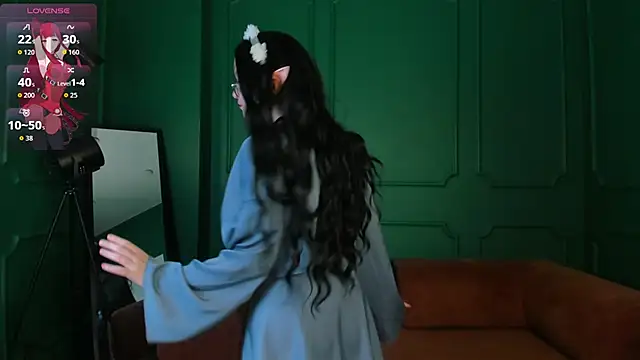 Snapshot of Crystal_lovley chatting on 02-05-26, 10:14 Crystal lovley online show from 02-05-26, 10:14