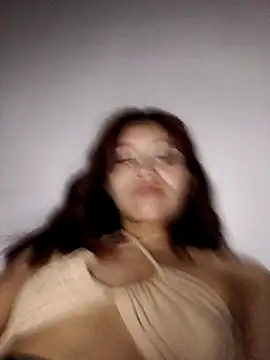 Snapshot of Eveeuu chatting on 02-18-26, 02:07 Eveeuu online show from 02-18-26, 02:07