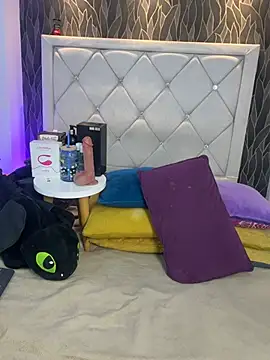 Samu Hott online show from 04-09-26, 08:25