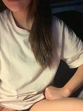 Snapshot of Luna_Babyyy chatting on 03-19-26, 04:00 Luna Babyyy online show from 03-19-26, 04:00