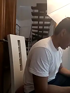 Snapshot of Andres28-2000 chatting on 02-07-26, 06:22 Andres28-2000 online show from 02-07-26, 06:22