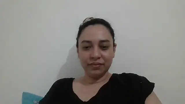 Snapshot of risitos23 chatting on 07-04-26, 06:52 risitos23 online show from 07-04-26, 06:52