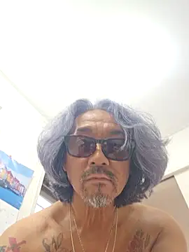 Snapshot of MtaS1 chatting on 02-13-26, 02:18 MtaS1 online show from 02-13-26, 02:18