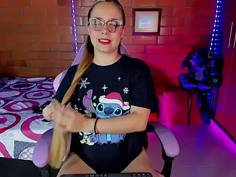 cristalprincess  online show from 02-23-26, 10:18