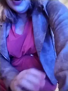 Snapshot of oxavector chatting on 02-10-26, 07:56 oxavector online show from 02-10-26, 07:56