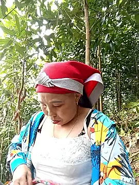 Snapshot of lena-cute chatting on 02-03-26, 08:08 lena-cute online show from 02-03-26, 08:08