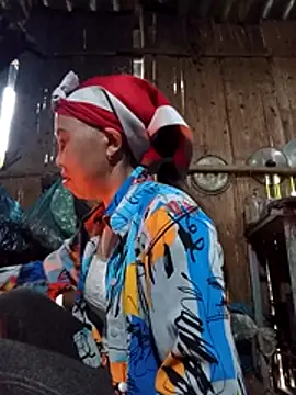 Snapshot of lena-cute chatting on 02-25-26, 11:58 lena-cute online show from 02-25-26, 11:58