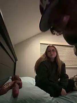 Snapshot of xxlivecouple chatting on 02-08-26, 07:56 xxlivecouple online show from 02-08-26, 07:56