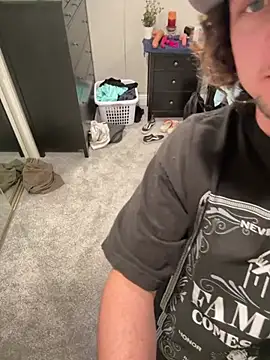 Snapshot of xxlivecouple chatting on 03-01-26, 06:37 xxlivecouple online show from 03-01-26, 06:37