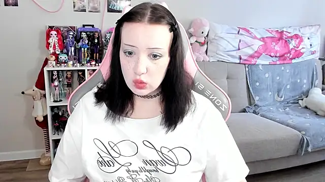 MollysLand online show from 04-02-26, 09:40