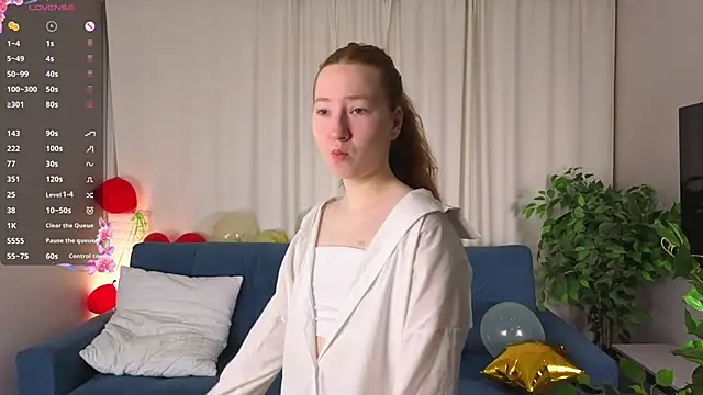 Snapshot of MaraButtrey chatting on 02-18-26, 01:12 MaraButtrey online show from 02-18-26, 01:12