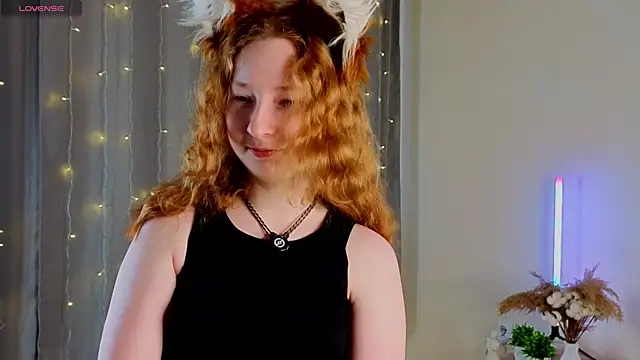 Snapshot of MaraButtrey chatting on 07-05-26, 03:23 MaraButtrey online show from 07-05-26, 03:23