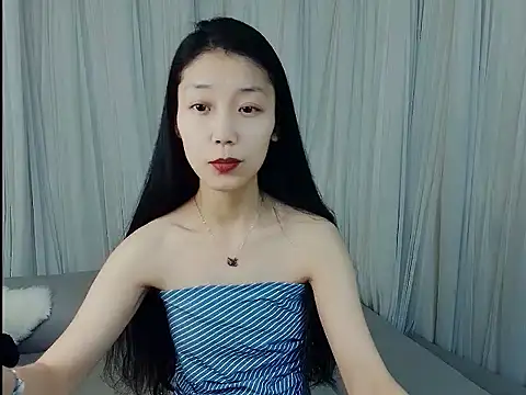 Snapshot of HUIZI8 chatting on 02-09-26, 10:52 HUIZI8 online show from 02-09-26, 10:52