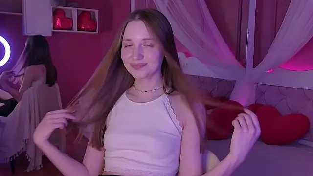 EmmaSagge online show from 03-18-26, 06:38