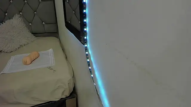 Snapshot of _1DERECK chatting on 02-24-26, 09:40 1DERECK online show from 02-24-26, 09:40