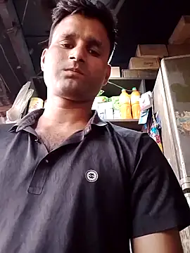 Snapshot of sos-boy chatting on 02-21-26, 08:37 sos-boy online show from 02-21-26, 08:37