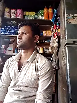 Snapshot of sos-boy chatting on 02-25-26, 07:51 sos-boy online show from 02-25-26, 07:51