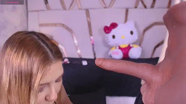 MelodyBloom  online show from 04-02-26, 12:03