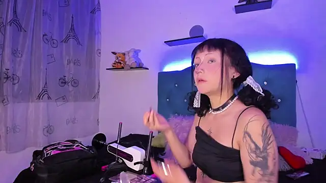 Gemma honey online show from 03-03-26, 01:06