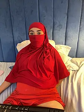 Snapshot of fatimarab__ chatting on 02-15-26, 07:51 fatimarab online show from 02-15-26, 07:51