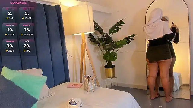 Snapshot of fatimarab__ chatting on 03-03-26, 03:23 fatimarab online show from 03-03-26, 03:23