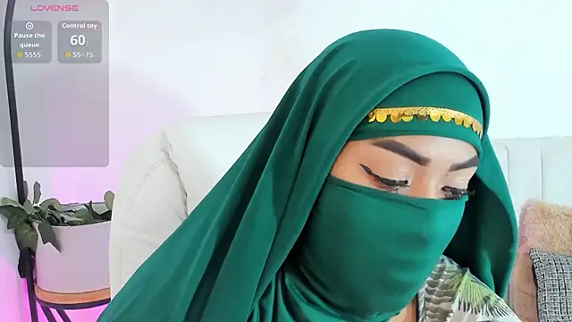 fatimarab   online show from 04-14-26, 01:55