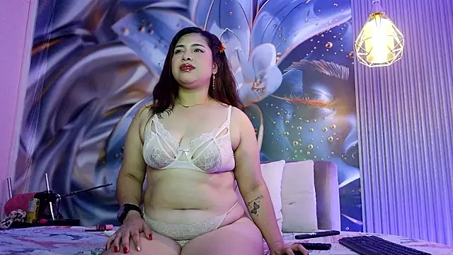 Snapshot of rouxinferno_cr chatting on 03-07-26, 03:14 rouxinferno cr online show from 03-07-26, 03:14