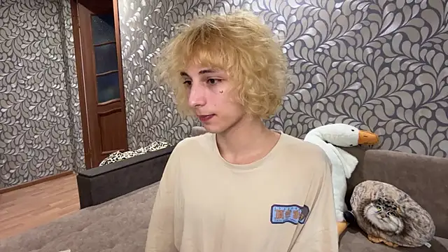 Fred bucks online show from 04-19-26, 01:32