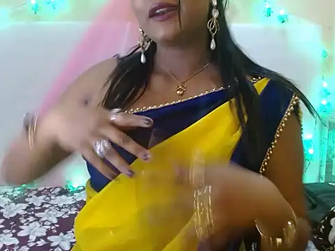 Snapshot of LIZNA_0 chatting on 02-24-26, 06:17 LIZNA 0 online show from 02-24-26, 06:17