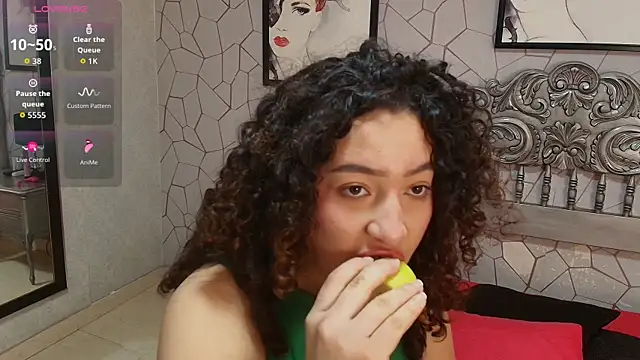 Snapshot of meganrousx chatting on 03-03-26, 01:17 meganrousx online show from 03-03-26, 01:17