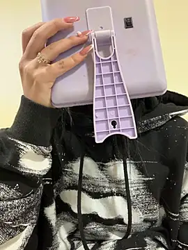 Snapshot of Sara_Fernandez_ chatting on 02-26-26, 01:54 Sara Fernandez online show from 02-26-26, 01:54