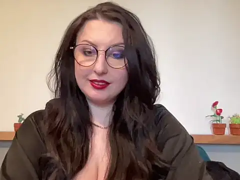 Snapshot of DorothyJoy chatting on 03-25-26, 01:17 DorothyJoy online show from 03-25-26, 01:17