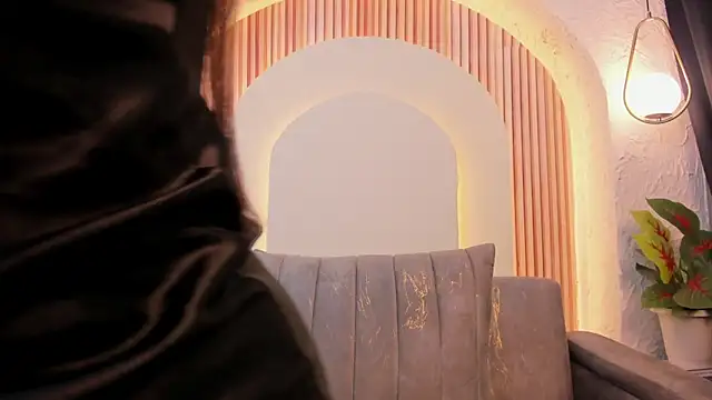 Snapshot of violet_scott_ chatting on 02-28-26, 10:27 violet scott online show from 02-28-26, 10:27