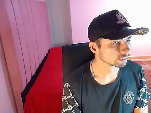 Snapshot of FerminGomez chatting on 02-05-26, 06:45 FerminGomez online show from 02-05-26, 06:45