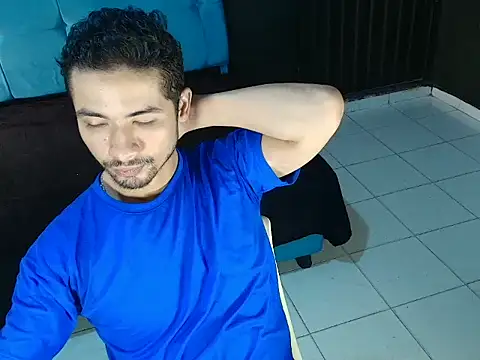 Snapshot of FerminGomez chatting on 02-10-26, 12:37 FerminGomez online show from 02-10-26, 12:37