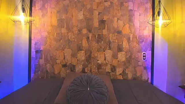 Elizabeth Ferrer online show from 02-13-26, 07:10