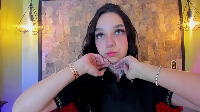 Elizabeth Ferrer online show from 03-06-26, 12:23