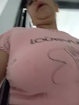 Snapshot of -Serena_ chatting on 07-04-26, 01:28 -Serena online show from 07-04-26, 01:28