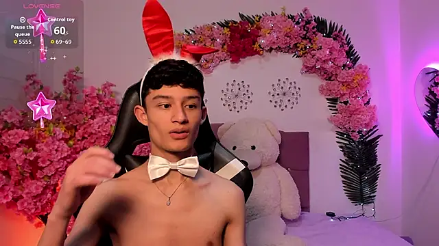 Patrick Howland  online show from 03-19-26, 04:05